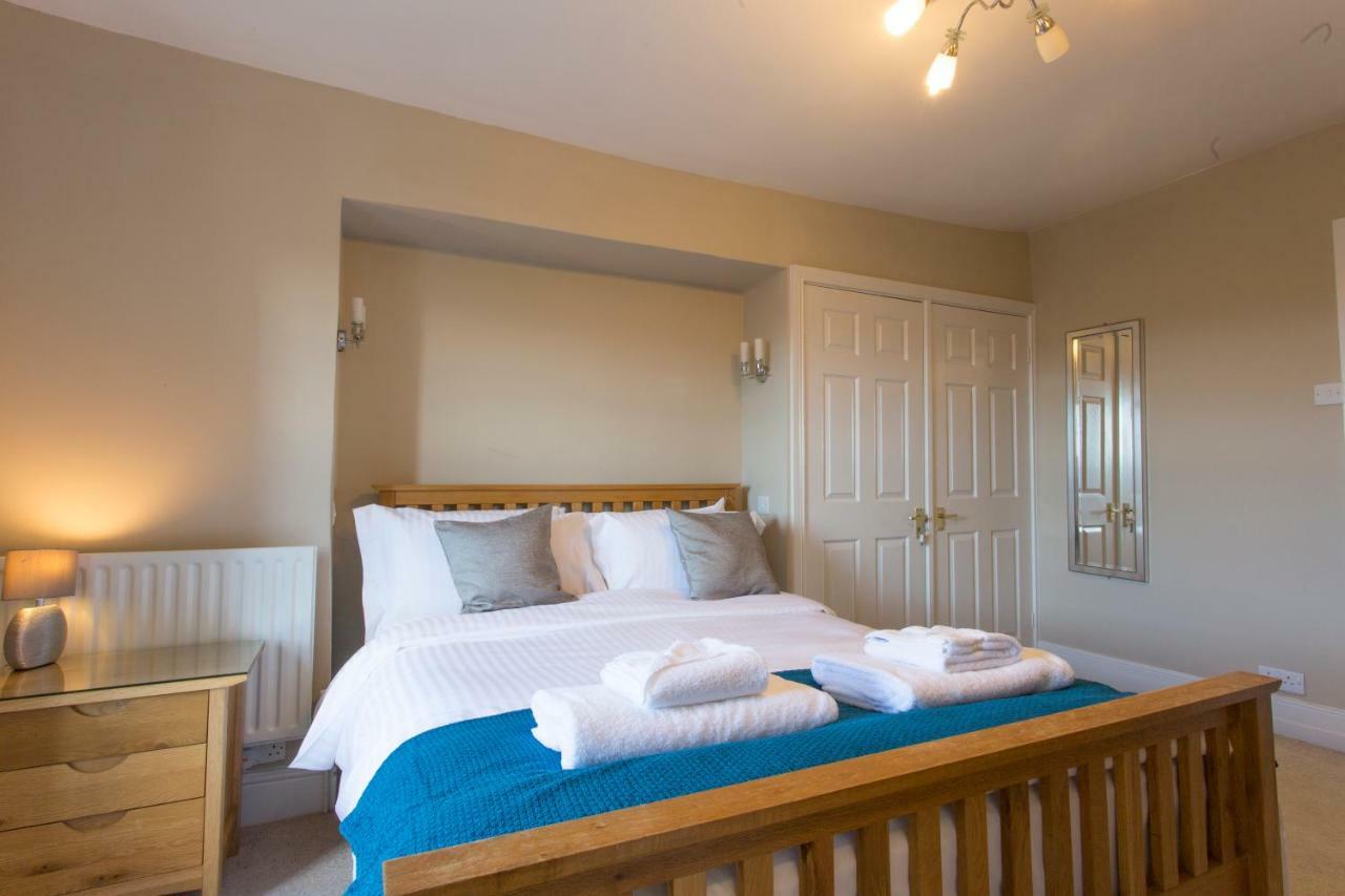The Wheatsheaf Hotel Corbridge Exterior photo